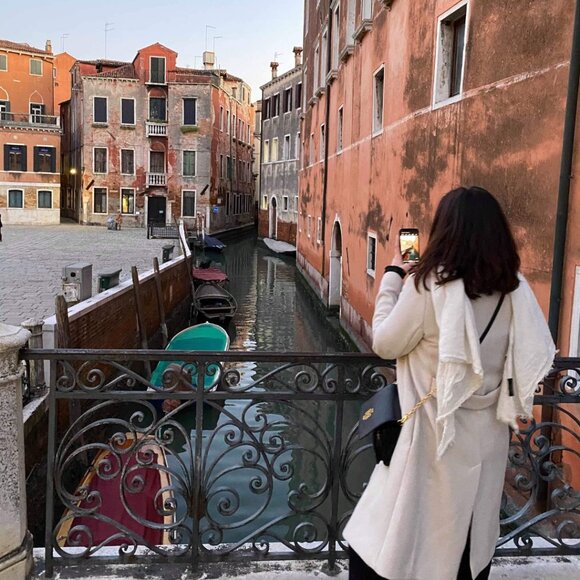 Meet your Posher, CeCe - Picture 4 of 6